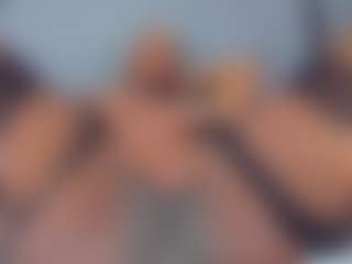 Live cam show with Coco-Kiiss - Oil on camwithhim.com