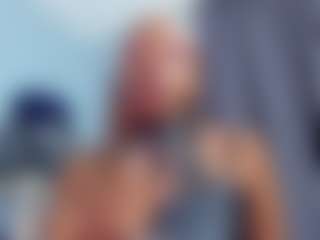 Live cam show with Coco-Kiiss - Athletic on boobsie.com