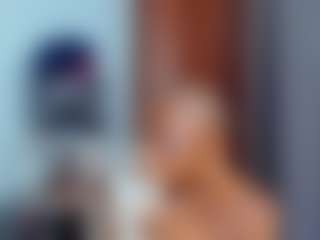 Live cam show with Coco-Kiiss - Facial on Camsoda