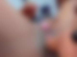Live cam show with Coco-Kiiss - Creamy on xfollow cams