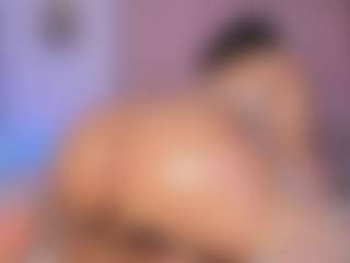 Live cam show with GinnaPalmer - Curvy MILF on x69.live