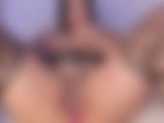 Live cam show with GinnaPalmer - Wet on CSO-WL