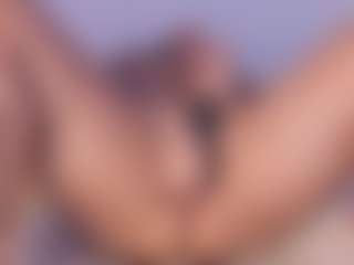 Live cam show with GinnaPalmer - Spy Curvy on CSO-WL