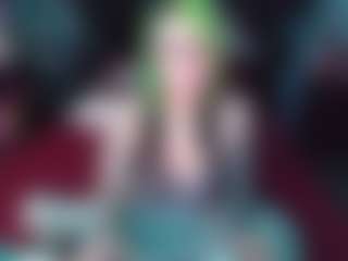 Live cam show with Sallylynn - Rub on slutload