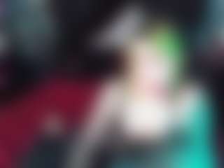 Live cam show with Sallylynn - Pornstar MILF on Camsoda
