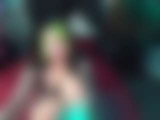 Live cam show with Sallylynn - Bedroom on CamSodaAdn