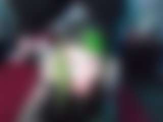 Live cam show with Sallylynn - Brown Hair on Fapmatic.com
