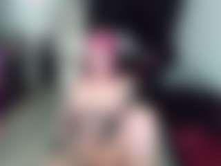 Live cam show with Sallylynn - Brown Hair Toys on Camsoda
