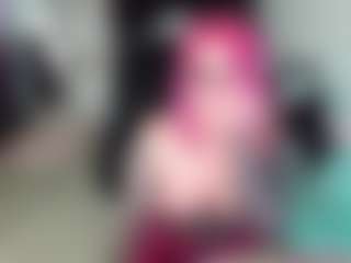Live cam show with Sallylynn - Flashing on StripNow