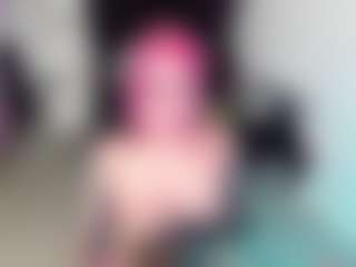 Live cam show with Sallylynn - BBW on Lustler