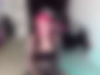 Sallylynn's Live Sex Cam Show
