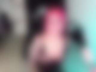 Live cam show with Sallylynn - Bedroom Latina on alttransgirls