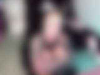 Live cam show with Sallylynn - Cum Brown Hair on CamwithHer