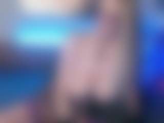 Live cam show with BonnieBotox - Granny Blonde Hair on Porn Luv