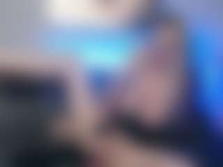 Live cam show with BonnieBotox - Granny Blonde Hair on makecum.org