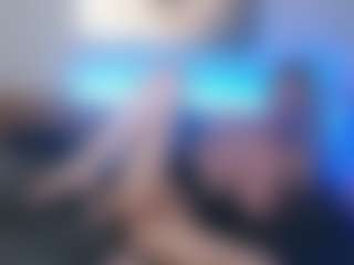 Live cam show with BonnieBotox - Blonde Hair Middle Aged on justonemore.cc
