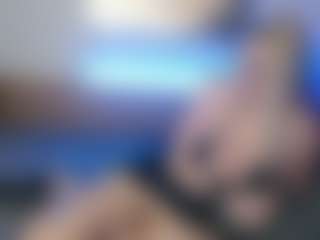 Live cam show with BonnieBotox - Blue Eyes on Strip Flash - Live Sex Shows
