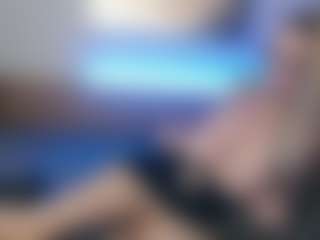 Live cam show with BonnieBotox - Granny Blonde Hair on Pornisteam.com
