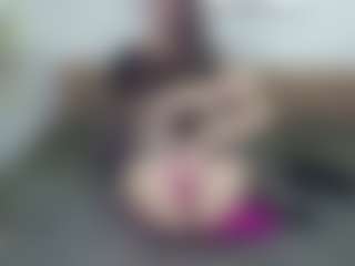 Live cam show with BonnieBotox - Granny Dildo on Camming Site