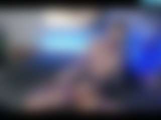 Live cam show with BonnieBotox - Granny on Dolls Live