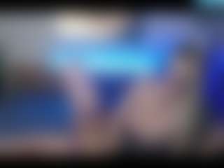 Live cam show with BonnieBotox - Granny on 1on1-livenow