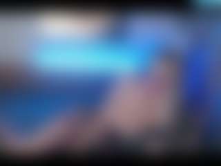 Live cam show with BonnieBotox - Granny Blonde Hair on Big Tits