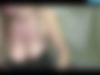Live cam show with BonnieBotox - Granny Blonde Hair on Camsoda