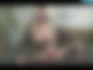 Live cam show with BonnieBotox - Granny Big Tits on sexylive.show