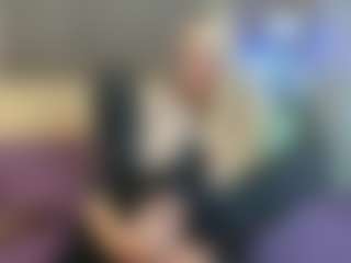 Live cam show with BonnieBotox - Granny on Soda Cam