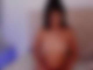 Nia-Benson's Live Sex Cam Show