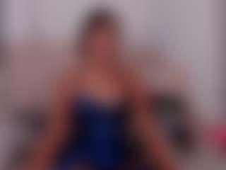 Nia-Benson's Live Sex Cam Show