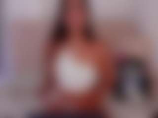 Nia-Benson's Live Sex Cam Show