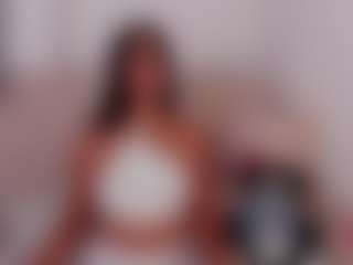 Nia-Benson's Live Sex Cam Show