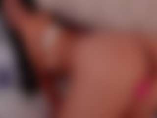 Nia-Benson's Live Sex Cam Show
