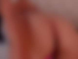 Nia-Benson's Live Sex Cam Show