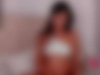 Nia-Benson's Live Sex Cam Show