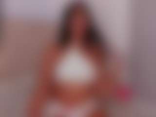Nia-Benson's Live Sex Cam Show