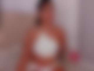 Nia-Benson's Live Sex Cam Show