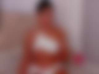 Nia-Benson's Live Sex Cam Show