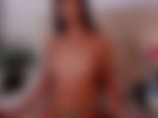 Nia-Benson's Live Sex Cam Show