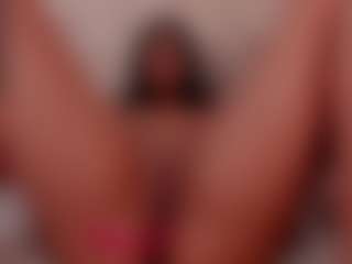 Nia-Benson's Live Sex Cam Show