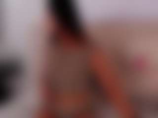 Nia-Benson's Live Sex Cam Show