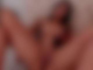 Nia-Benson's Live Sex Cam Show