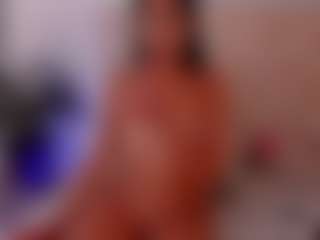 Nia-Benson's Live Sex Cam Show