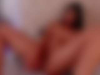 Nia-Benson's Live Sex Cam Show