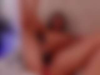 Nia-Benson's Live Sex Cam Show
