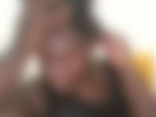 Live cam show with smiley - Fullynaked on crypto-cams