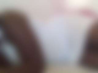 Live cam show with smiley - Black Lush on Dare Cams