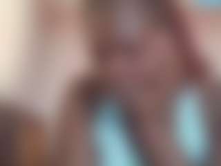 Live cam show with smiley - Ebony on Fit Hotties | kenya