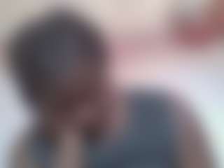 Live cam show with smiley - Ebony on StripNow | kenya